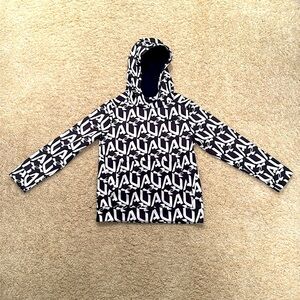 Boys under Armour dry fit sweatshirt size small